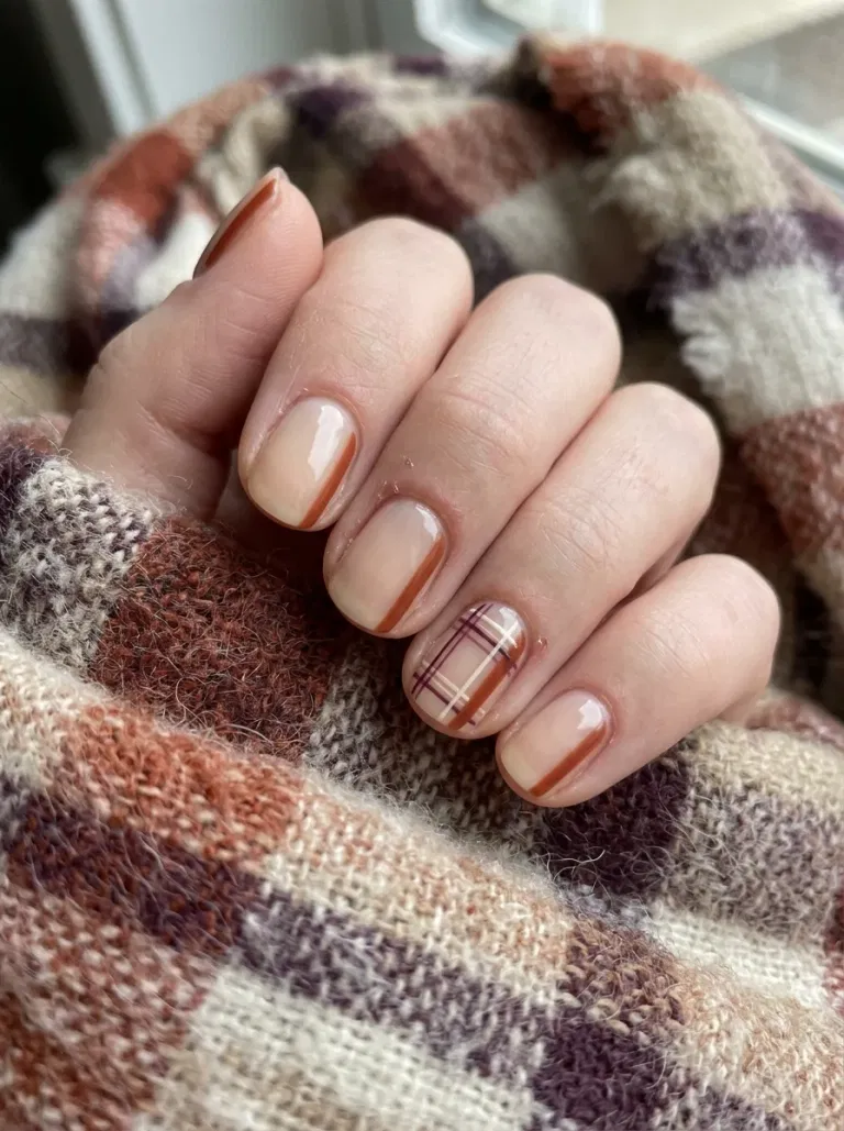 Plaid Side Sliver nail design