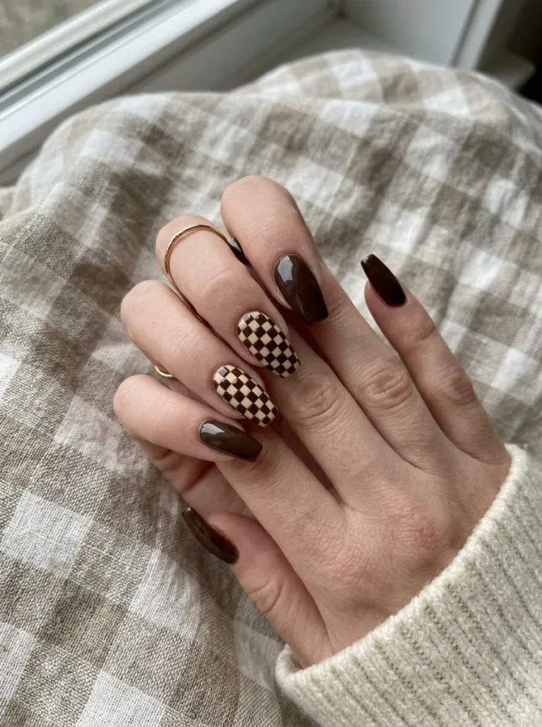 Cream Mocha Checkerboard nail design