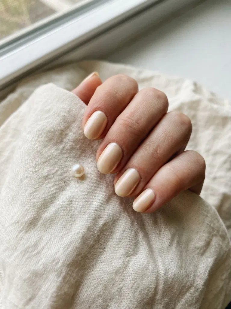 Cream Pearl Ovals nail design