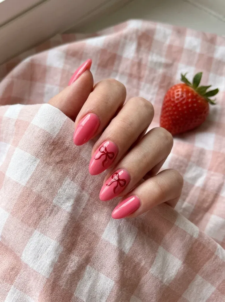 Strawberry Cocoa Bows nail design